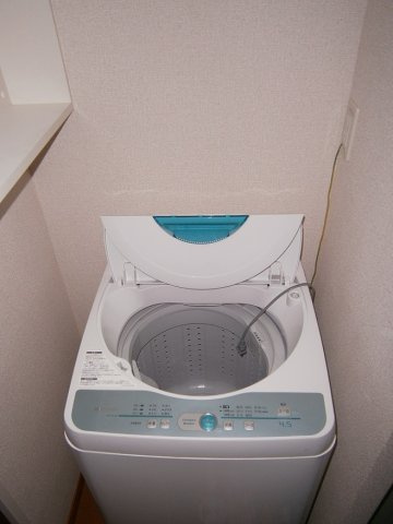 レオパレスアメジスト諏訪野のその他|全自動洗濯機