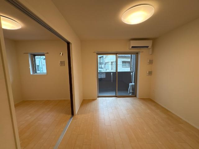 ＣＨＩＧＵＲＡ湯島　-チグラユシマ-の内装|室内