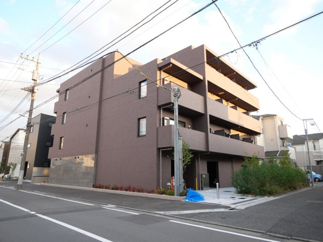 ブライズ高砂の外観