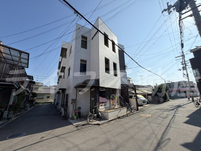 富士マンションの外観