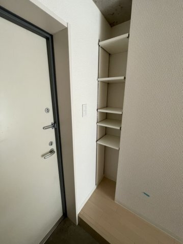 レガリア下丸子の玄関