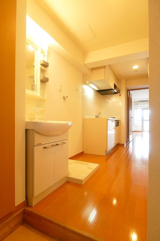 ＴＲＡＤＩＳ ＮＩＰＰＯＲＩ Ｓの内装