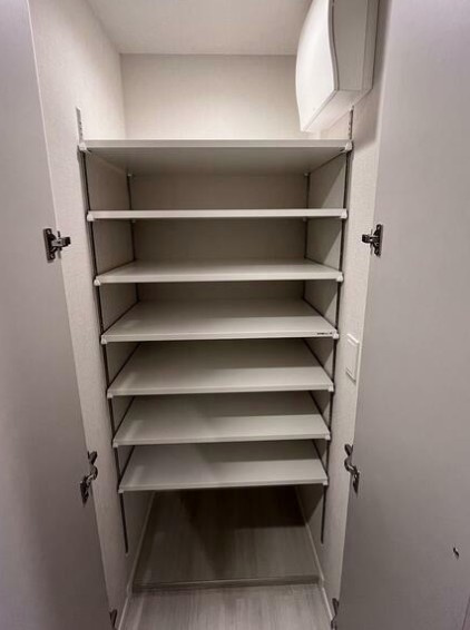 横浜市中区長者町４丁目の賃貸マンションの収納