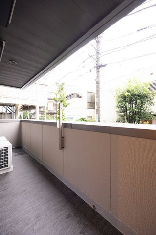ザ・プレイス中野桃園のバルコニー|※写真は同タイプ住戸です。