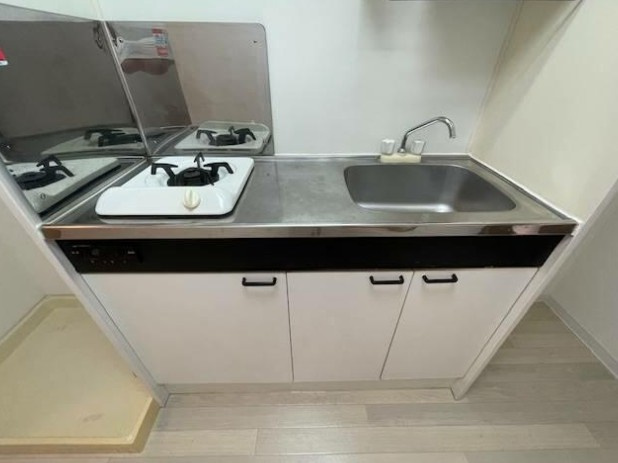 柏市柏２丁目の賃貸マンションのキッチン
