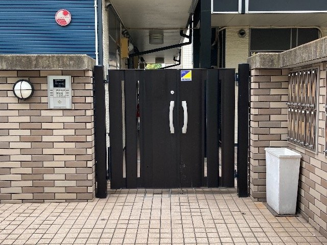 レオパレスエスポワール六郷のその他|オートロックゲート付き。