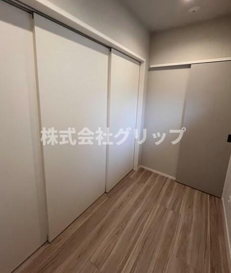 横浜市中区長者町４丁目の賃貸マンションの洋室