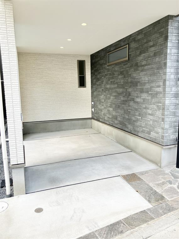 南花畑戸建の駐車場