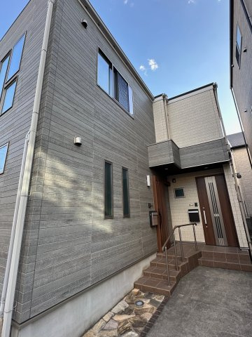 足立区西加平２丁目のアパート