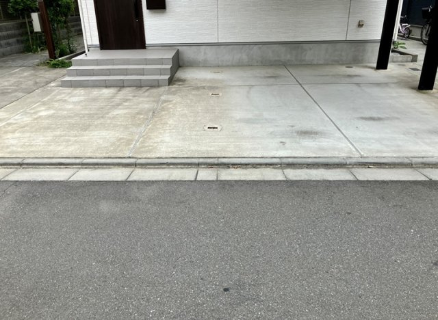 天沼戸建の駐車場