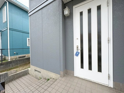 【玄関】 | 吹田市津雲台6丁目貸家