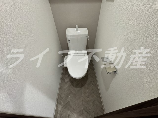 アドバンス大阪メルディアのトイレ|ゆったりとした空間のトイレです