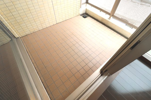 コリーヌ代官山　住宅用のバルコニー