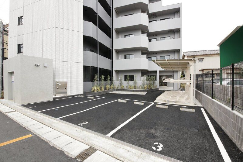 浦安市当代島１丁目の賃貸マンションの駐車場