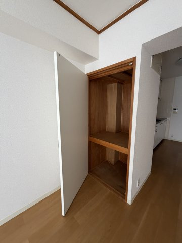 グリーンヒルズ鷹取4号棟の収納