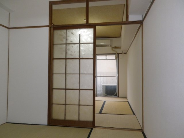 コーポ山吹の居間・リビング
