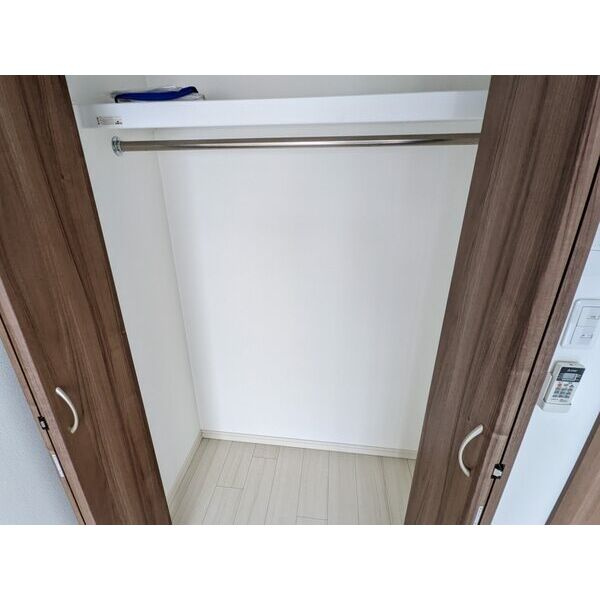 アール大阪グランデの収納