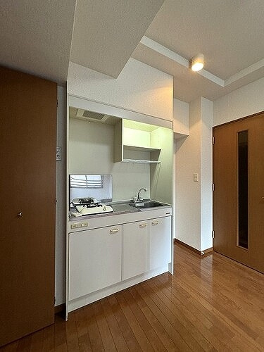 ドルチェ銀座東・壱番館のキッチン|キッチン(別角度)　※2024年8月撮影
