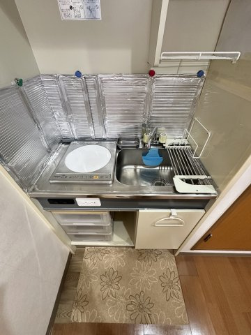 センエイ谷四のキッチン