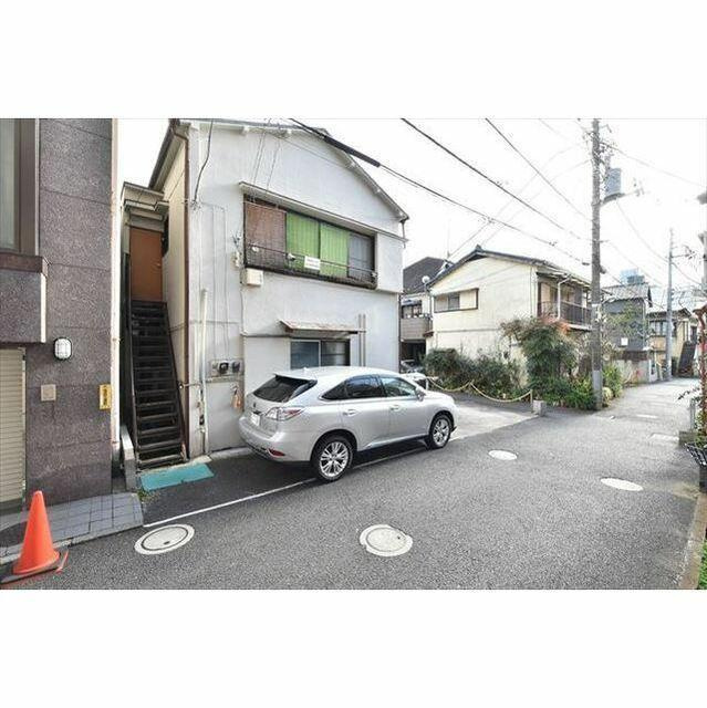プラトー神宮前の展望|玄関からの展望です