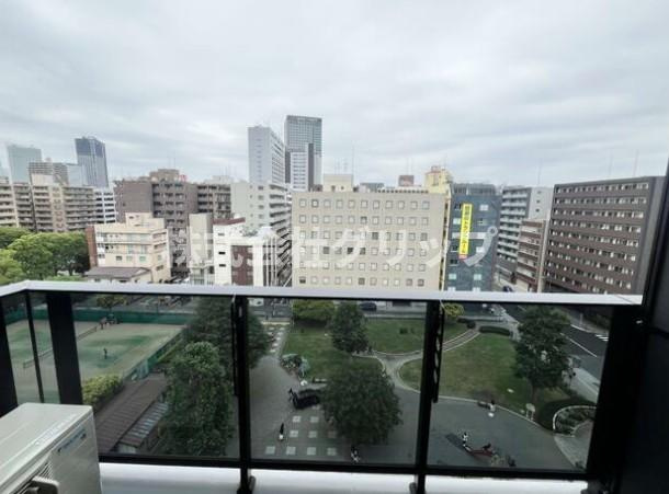 横浜市中区長者町４丁目の賃貸マンションのバルコニー