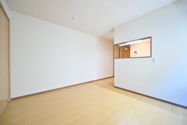 ＣＥＮＴＲＡＬ　ＧＡＲＤＥＮ　ＲＥＳＩＤＥＮＣＥ　ＴＯＫＹＯの居間・リビング