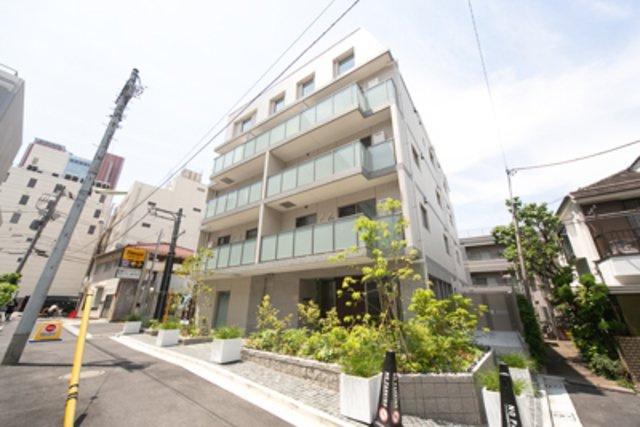 パークレジデンス三軒茶屋の外観