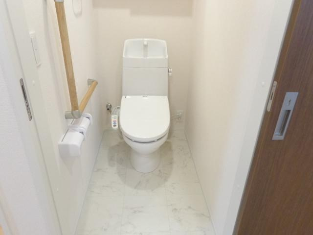 温水洗浄便座です！
