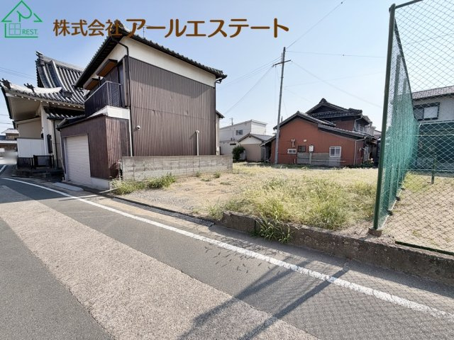 加古川市加古川町大野　　JR「日岡駅」徒歩5分の前面道路含む現地写真