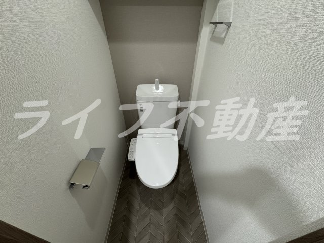 アドバンス大阪メルディアのトイレ|コンパクトで使いやすいトイレです