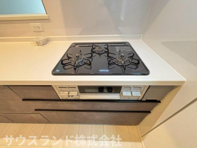 八王子市四谷町2期　のキッチン|調理が楽しみになるコンロです。
