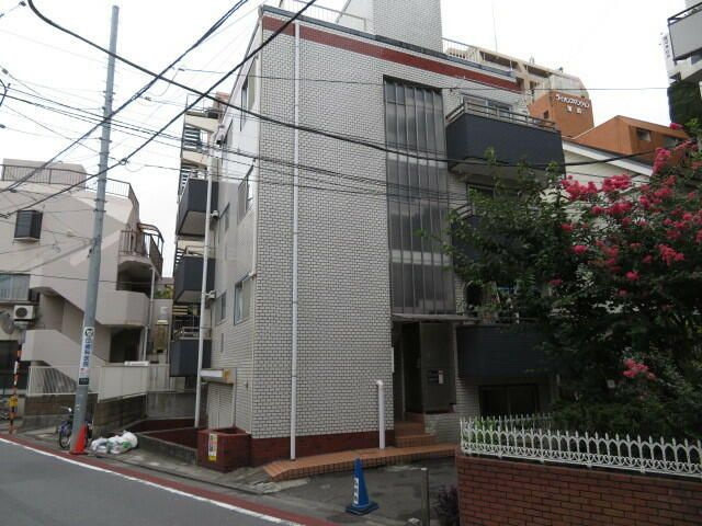 ＷＩＮＤ　ＢＥＬＬのロビー|ＷＩＮＤ　ＢＥＬＬ