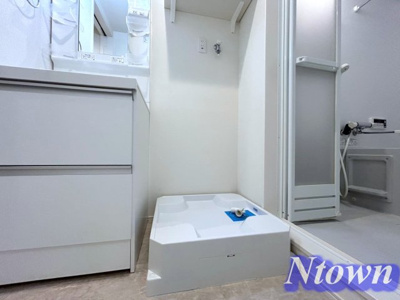 【設備】 | Okimi house | 洗濯機置き場です。