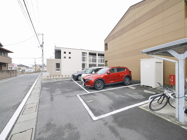 カモミール喜光の駐車場