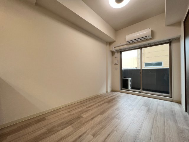 プレサンス　DOMECITY　コレーレの居間・リビング