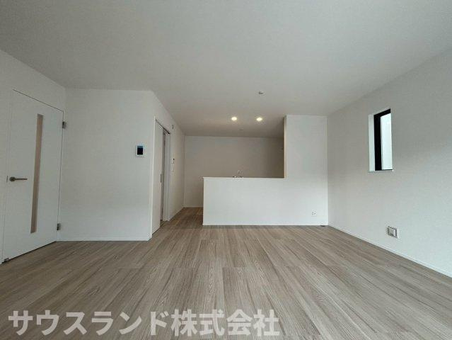 八王子市弐分方町10期　F号棟の居間・リビング