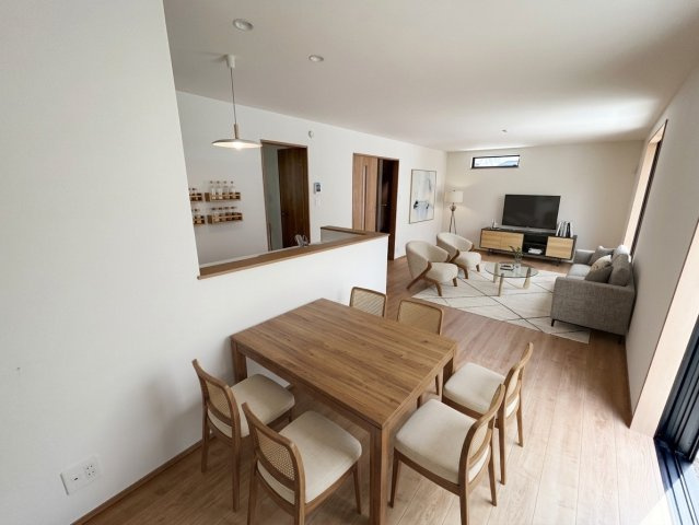 八王子市横川町20期　C号棟の内観：施工例|同ハウスメーカーの室内写真。実際の建物とは形状、色味が異なる場合がございます。詳細はお問い合わせください。