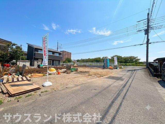 八王子市横川町20期　B号棟の外観|前面道路は交通量が少なく、お子様のいるご家庭にも嬉しい物件です。