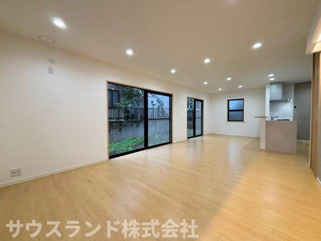 八王子市西片倉3丁目の居間・リビング|使いやすいリビングです
