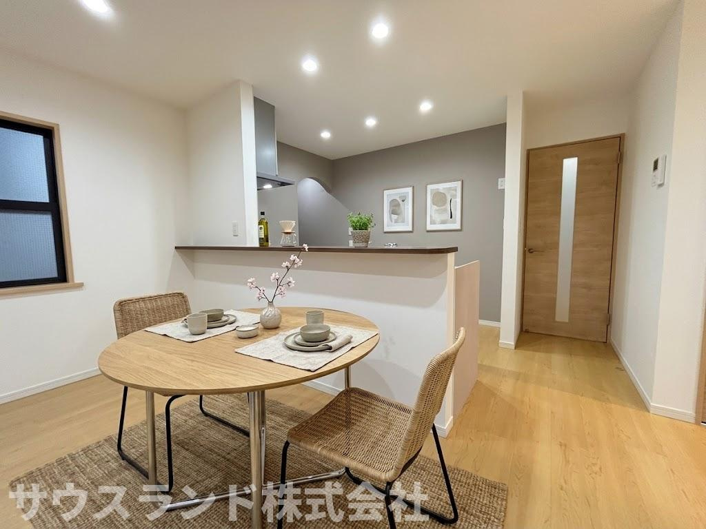 八王子市西片倉3丁目の居間・リビング|ゆったり過ごせる居間です