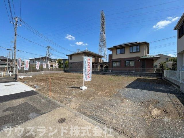八王子北野7期の外観|周辺に高い建物がないため、どのお部屋にも暖かな日差しがたっぷりと降り注ぎます♪広々とした空を身近に感じられる落ち着いた住環境で、お洗濯物もよく乾きやすく、明るく健やかな毎日をお過ごしいただけます！