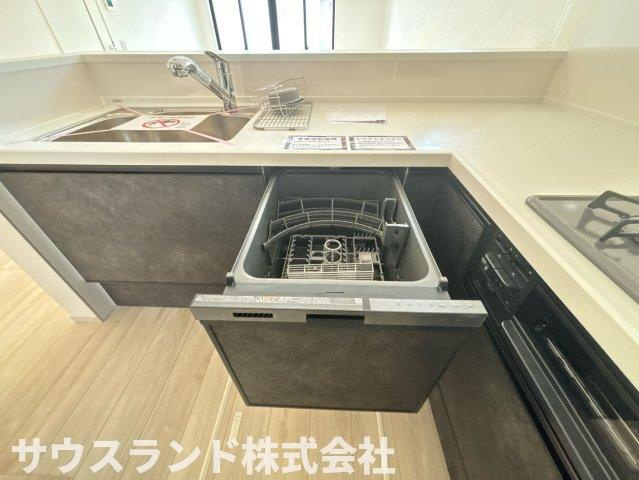 八王子市中野町2期　1号棟の設備|時短も節水もかなう食洗機付きで忙しい家事をサポート。食器洗いによる手荒れの心配もございません。