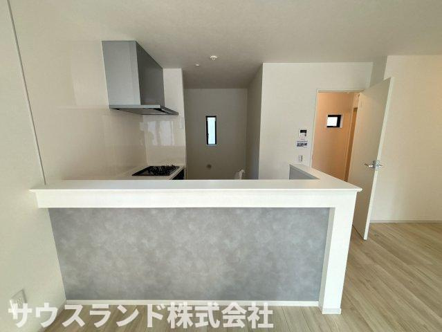 八王子市中野町2期　1号棟のダイニング|家族の笑顔が集まるダイニングスペース。ゆとりあるLDKで毎日の食卓を快適に彩ります。