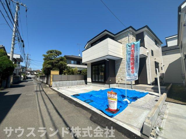 八王子市中野町2期　1号棟の駐車場|カースペース2台駐車可能！（車種によります）ご夫婦でそれぞれのお車を停められます。