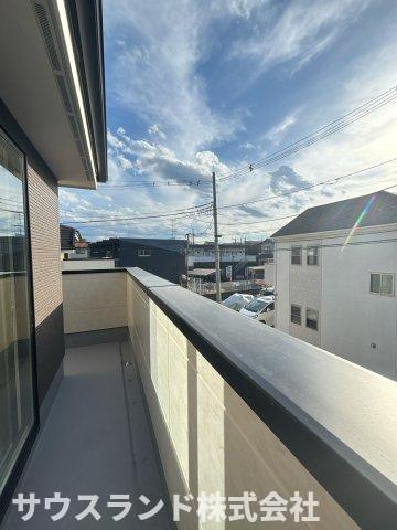 八王子市中野町2期　1号棟の展望|空が広く大きく感じる安らぎ溢れる住環境です。柔らかな風と緑に包まれる暮らしはいかがでしょうか。