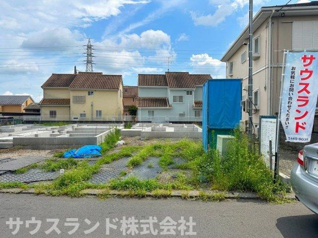 八王子市椚田町の外観|暮らしを豊かにする設備と仕様が豊富なほか、防犯カメラや玄関タッチキーなどセキュリティも充実しています