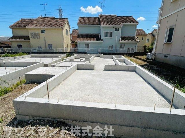 八王子市椚田町の外観|敷地内にお車2台駐車可能！（車種によります）ご夫婦でそれぞれのお車を停められます。
