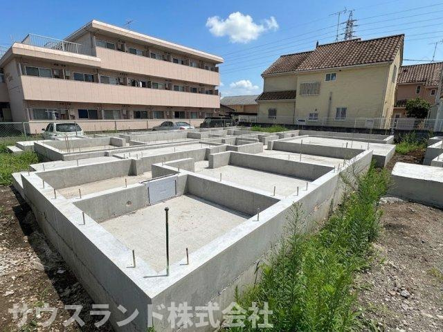 八王子市椚田町の外観|小・中学校が徒歩10分圏内に整っており、子育て世代も安心の穏やかな住宅街です。