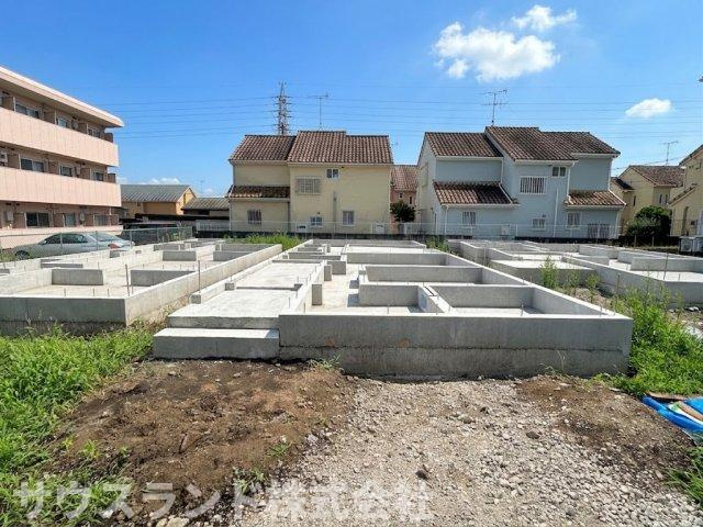 八王子市椚田町の外観|敷地内にお車2台駐車可能！（車種によります）ご夫婦でそれぞれのお車を停められます。