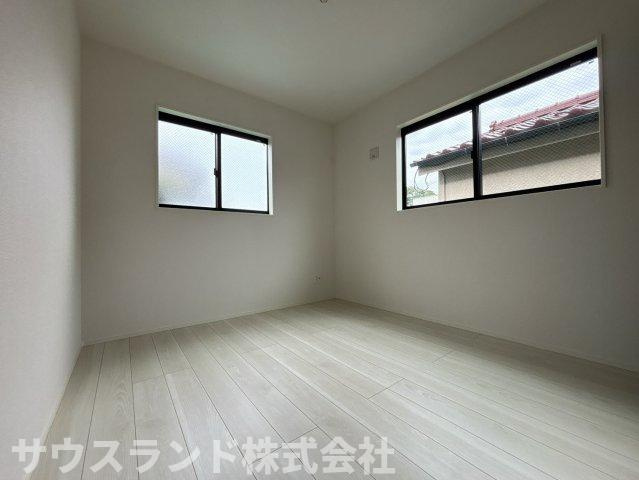 八王子市北野町6期　5号棟の洋室|落ち着いた色調の洋室です